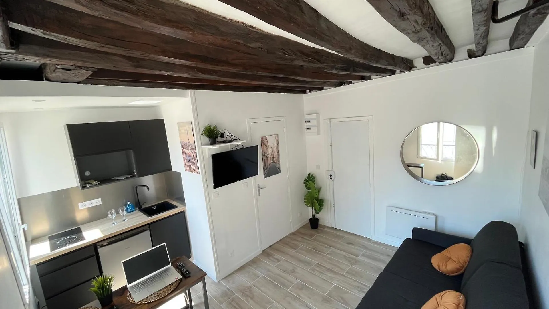 Apartment Au Coeur Du Marais